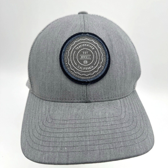 Travis Mathew Snap Back Hat With Thick Embroidered Patch Logo Gray Flex Fit - Picture 4 of 8